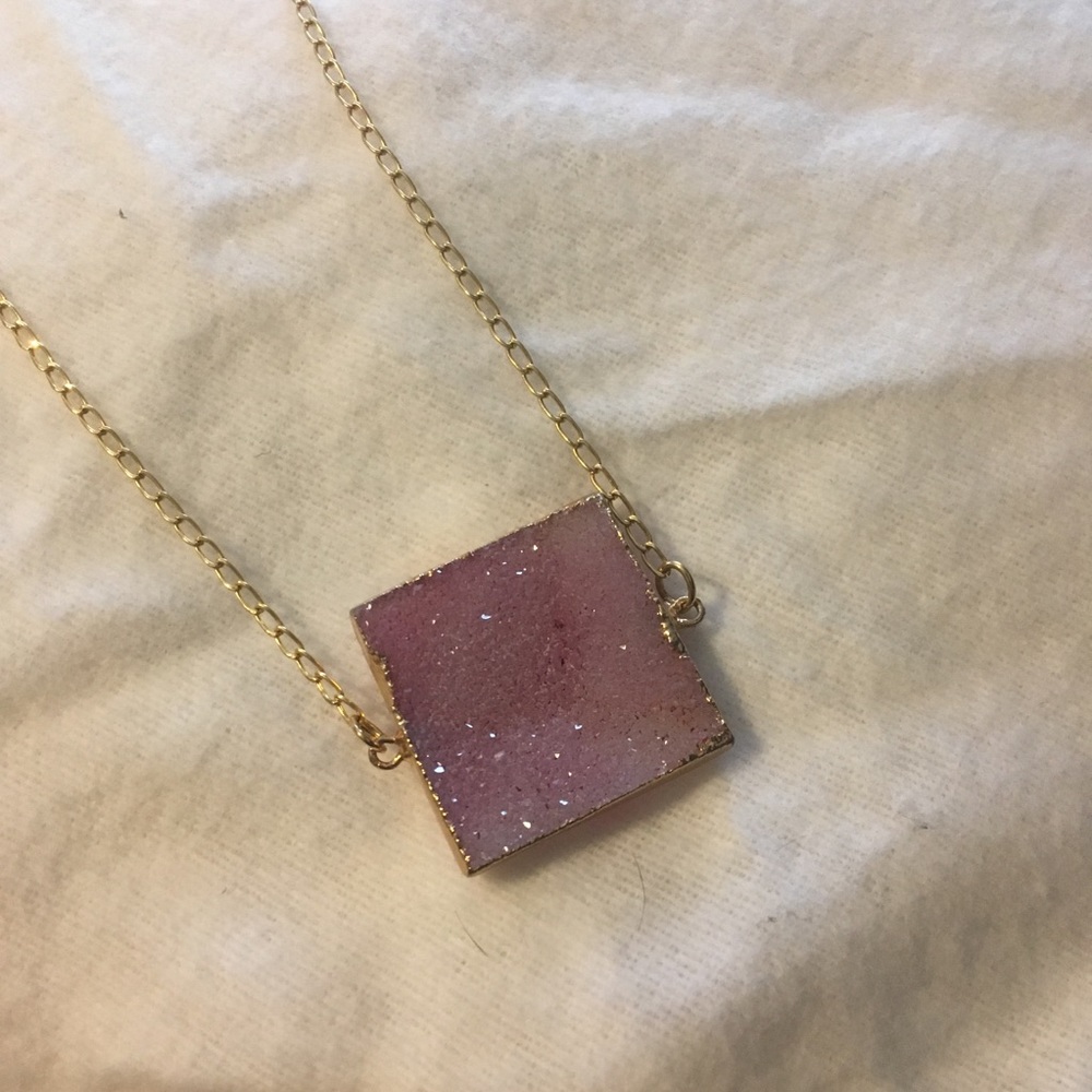 Super cute necklace